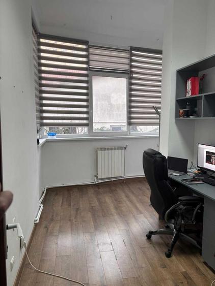 Spațiu comercial, de 10 mp, în Tătărași