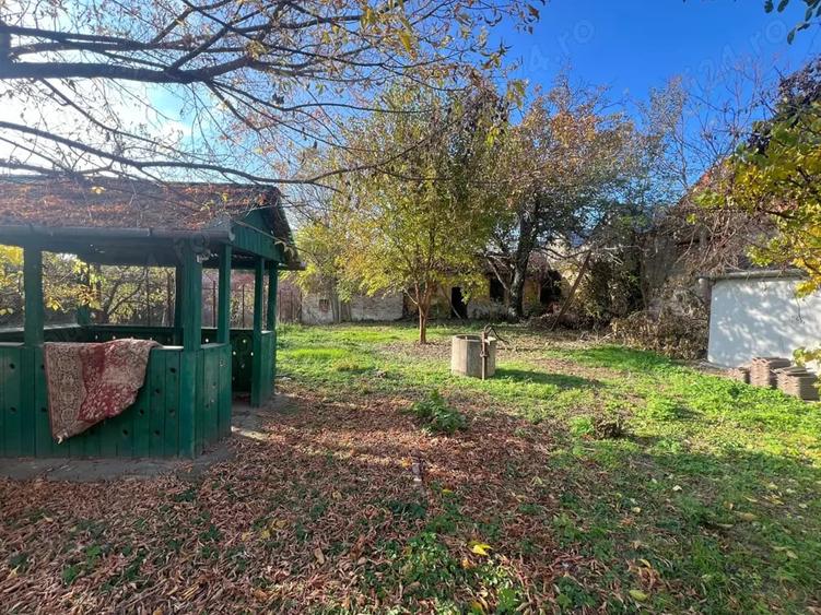 Casă cu 3 camere cu Teren 652 Mp în Pârneava