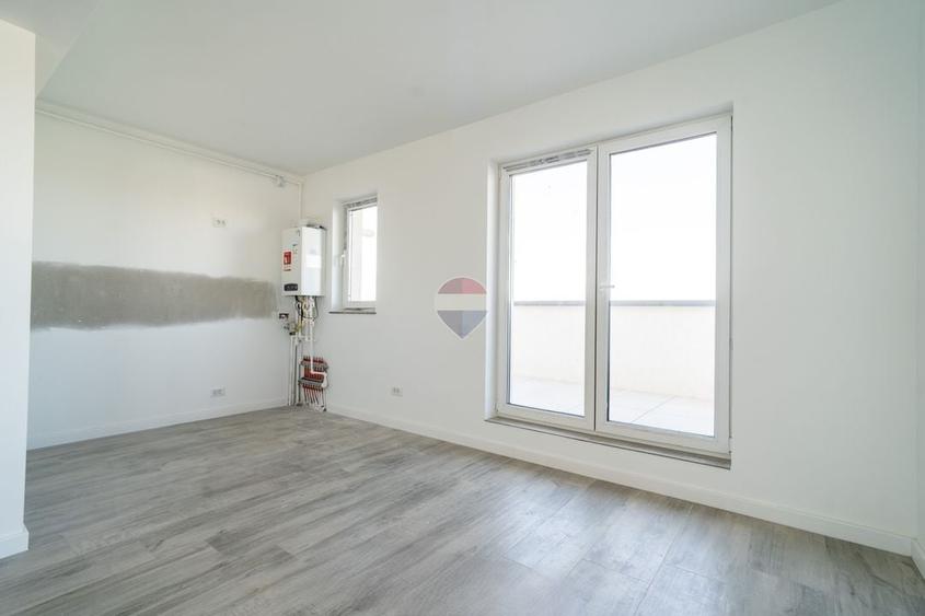 Penthouse cu 3 camere decomandat în Dobroești