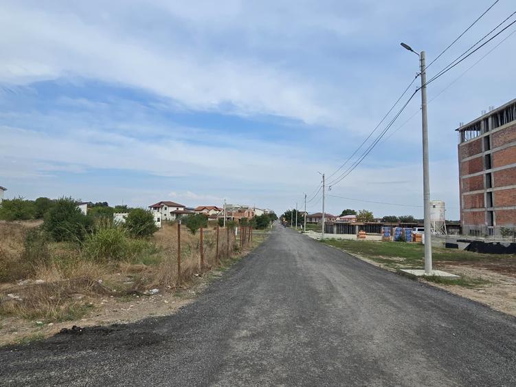 Teren Construcții intravilan de 550 mp, în Sud