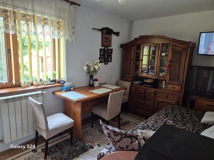 Casă cu Teren 1200 Mp în Central