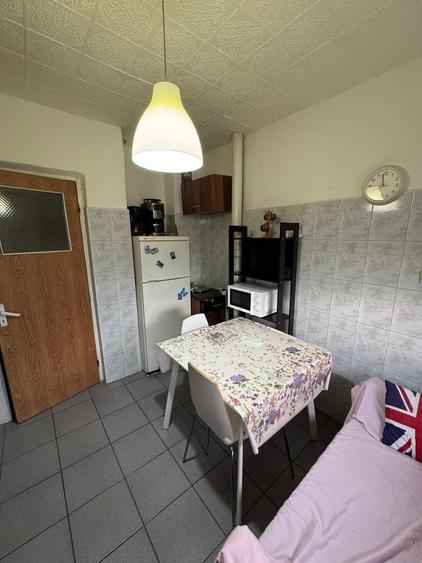 Apartament cu 2 camere semidecomandat în Brâncoveanu