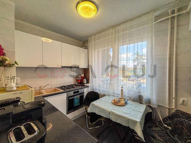 Decomandat - Bloc Izolat Termic - Apartament Spatios - Iris - 1