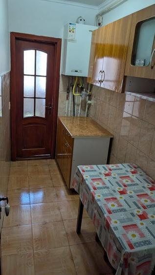 Garsonieră decomandată în Central