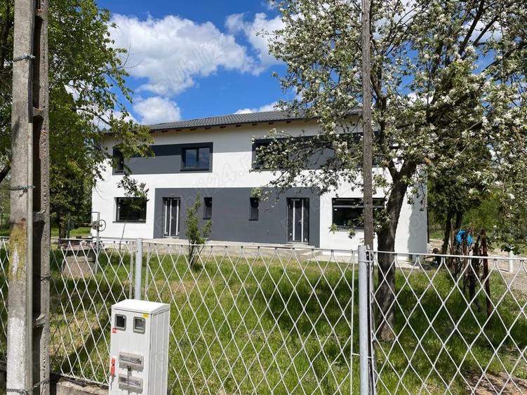 Duplex la 30km de Cluj, 200mp construiti si 1300 mp teren - 2