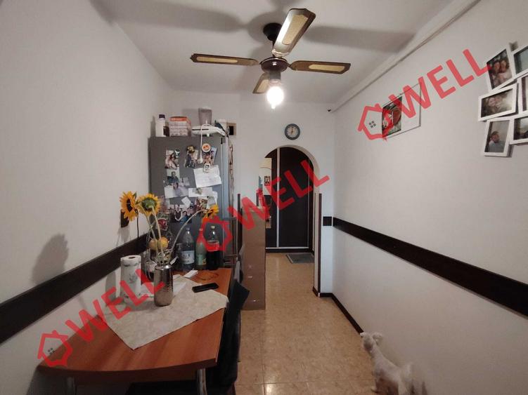 Apartament cu 3 camere în Simeria