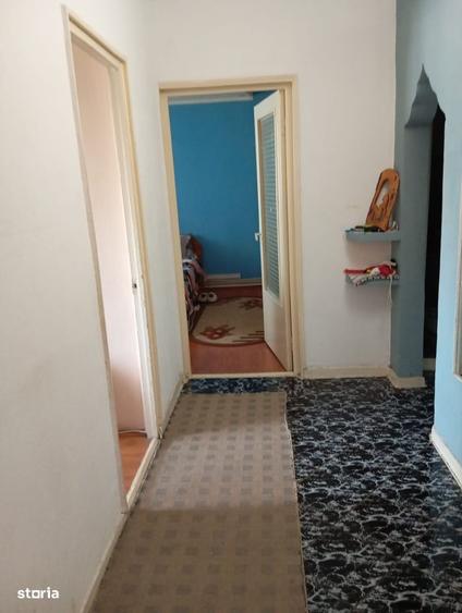Apartament cu 2 camere în Micro 14