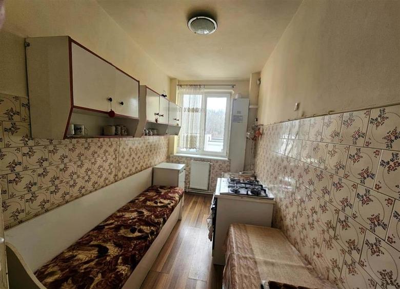 Apartament cu 3 camere semidecomandat în Ultracentral