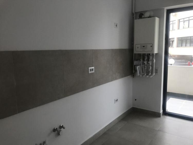 Apartament cu 2 camere decomandat în Ostroveni