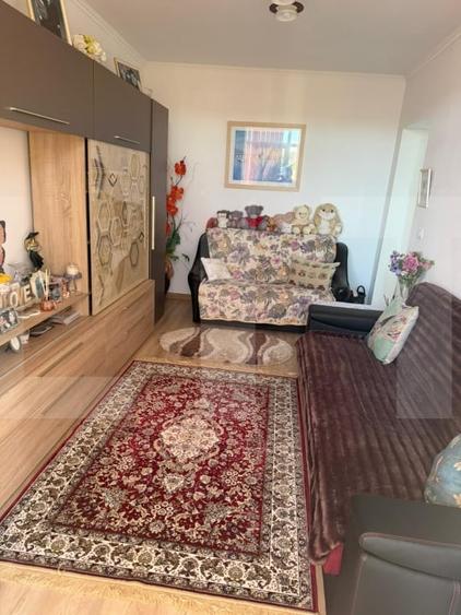 Apartament cu 3 camere decomandat, mobilat în Dorohoi