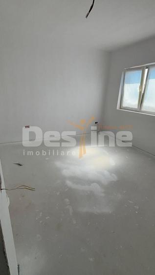Casă individuală cu 4 camere cu Canalizare în Domnești
