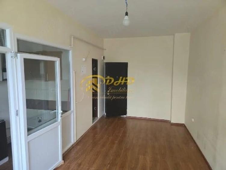 Garsonieră semidecomandată în Bularga