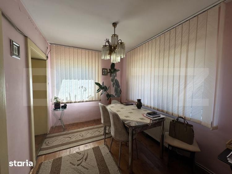 Casă cu 3 camere cu Teren 1100 Mp în Central
