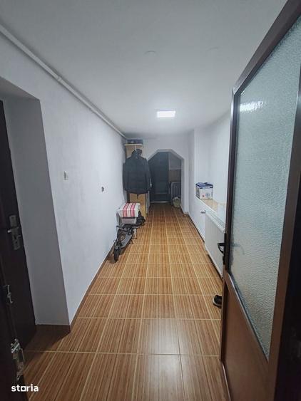 Apartament cu 2 camere în Badea Cârțan