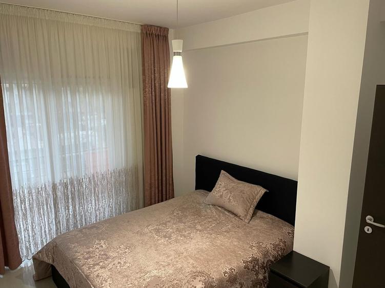 Apartament cu 2 camere decomandat în Dobroești