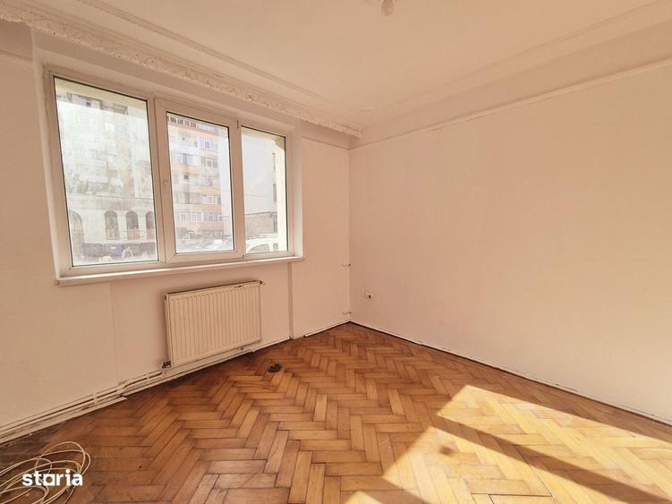 Apartament cu 3 camere în Central