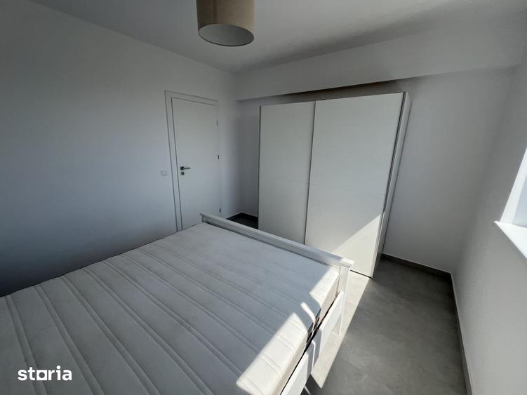 Casă cu 4 camere decomandat cu Teren 70 Mp în Cristian