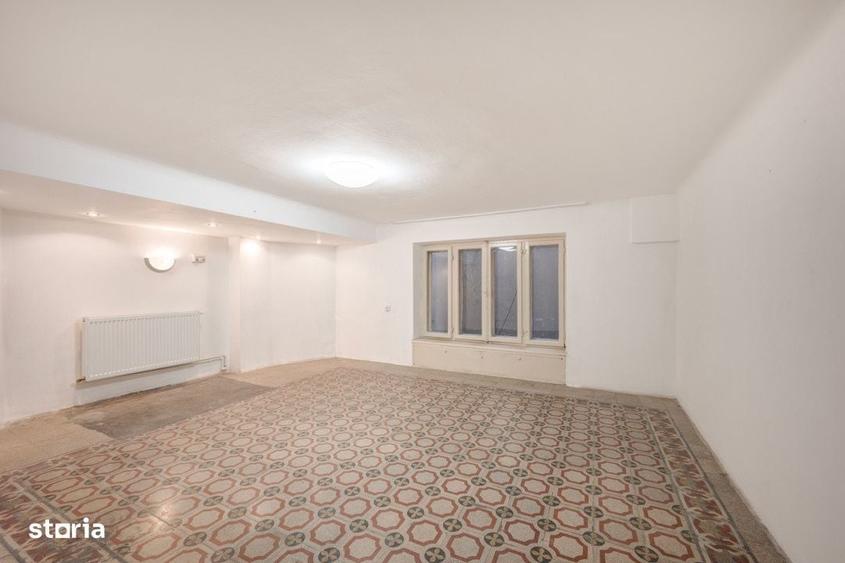 Apartament cu 3 camere în Calea Victoriei