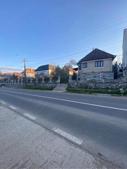 Casă cu 2 camere cu Teren 470 Mp în Iara