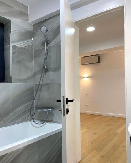 Apartament cu 3 camere decomandat în Dorobanți