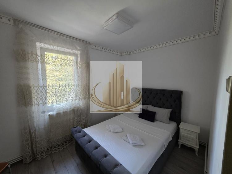 Apartament cu 4 camere decomandat, mobilat în Lipovei