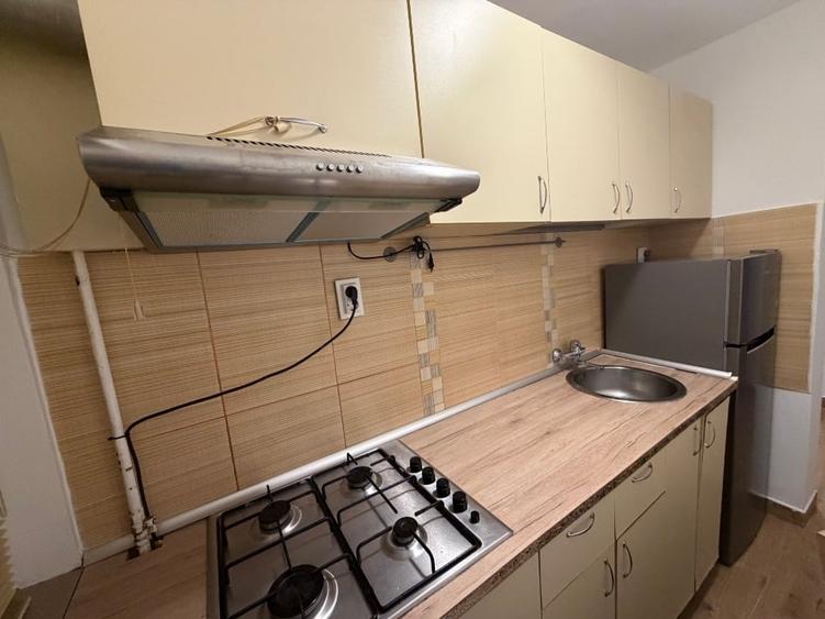 Apartament cu 2 camere nedecomandat, mobilat în Take Ionescu