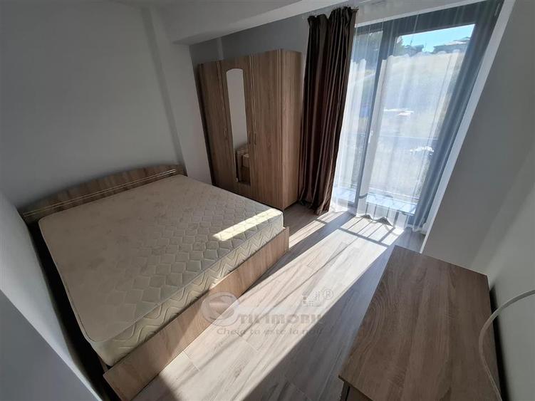 Apartament cu 2 camere semidecomandat, mobilat în Aeroport