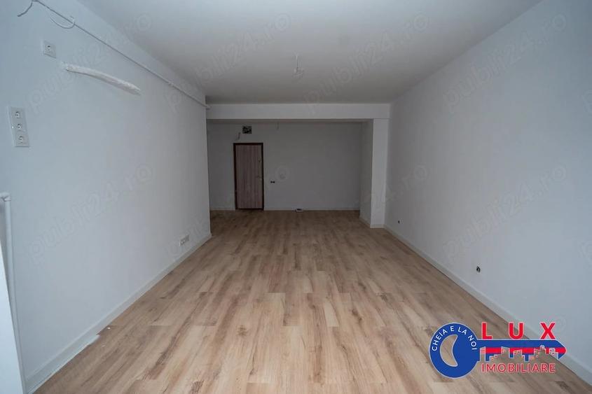 Apartament cu 2 camere decomandat în E3