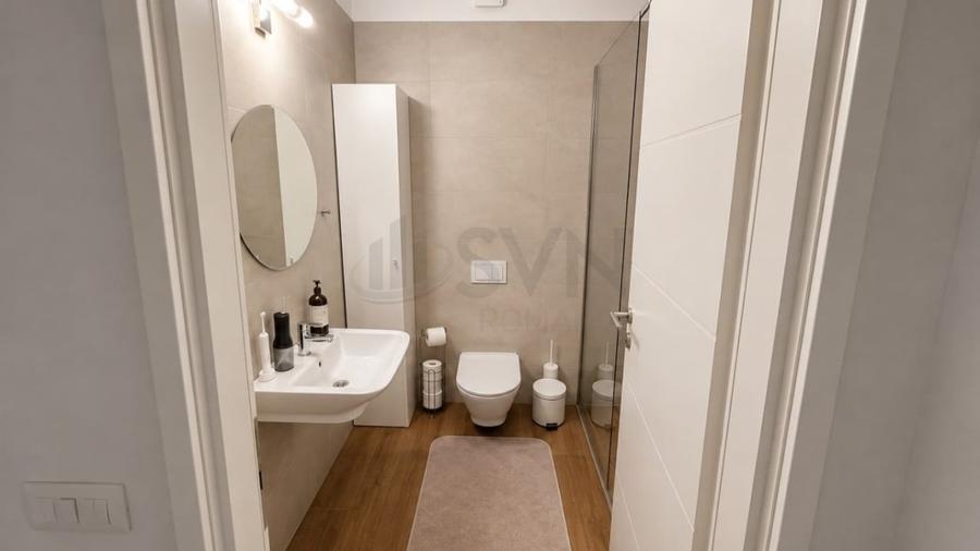 Casă individuală cu 5 camere în Pipera