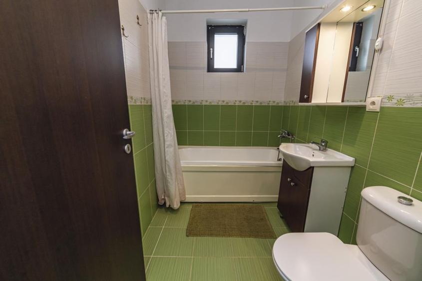 Apartament cu 2 camere semidecomandat în Sebastian