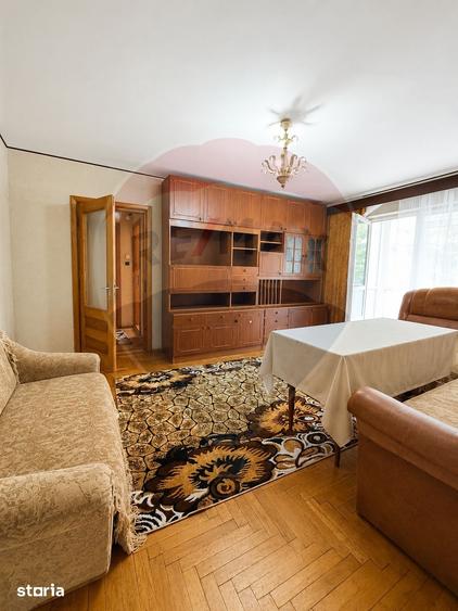 Apartament cu 3 camere în George Enescu