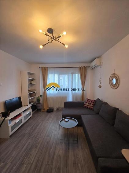 Apartament cu 2 camere semidecomandat în Tineretului