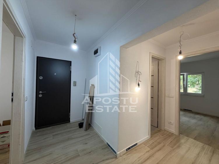Apartament cu 3 camere decomandat în Dâmbovița