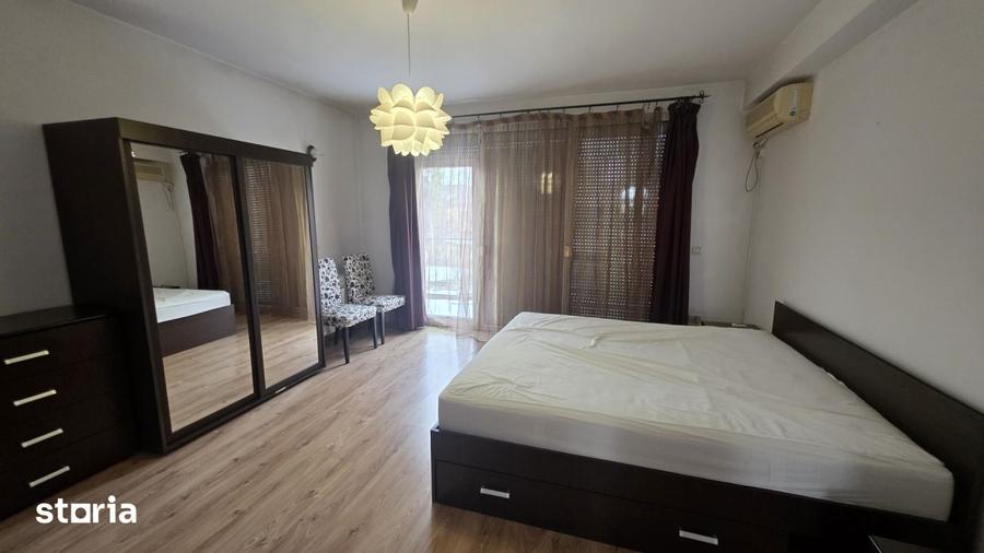 Casă cu 5 camere cu Teren 500 Mp în Străulești