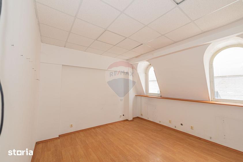 Spațiu comercial, de 120 mp, în Eminescu