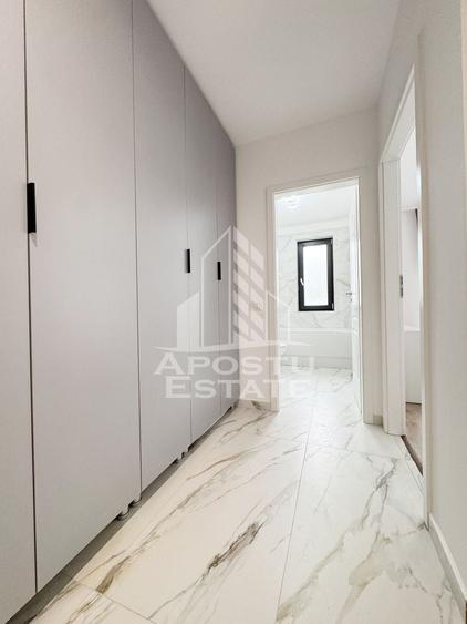 Apartament cu 2 camere semidecomandat, mobilat în Giroc