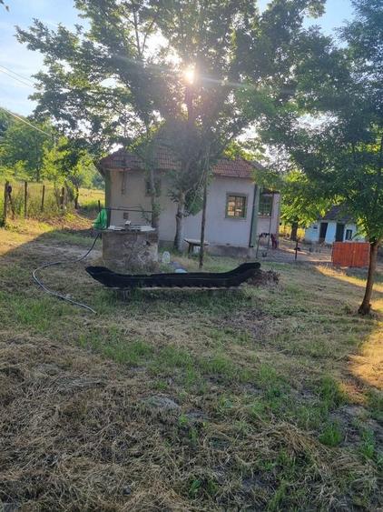 Casă cu 4 camere în Orvișele