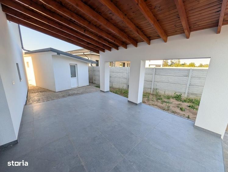 Casă cu 4 camere în Ștefăneștii de Sus