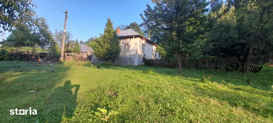 Teren de 20000 mp, în Valea