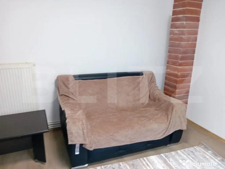 Casă cu 2 camere cu Teren 2850 Mp în Răhău