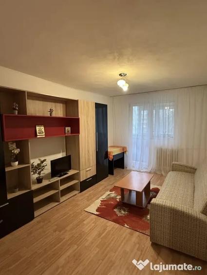 Inchiriez apartament 2 camere - 1
