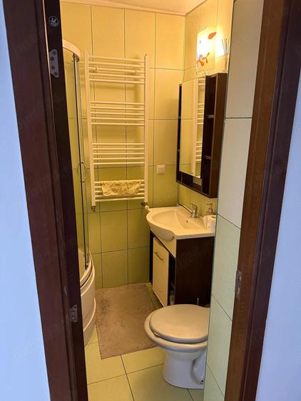 Apartament cu 3 camere semidecomandat în Gheorgheni