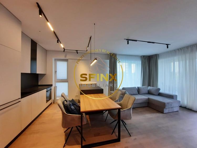 Apartament cu 2 camere decomandat, mobilat în Regie