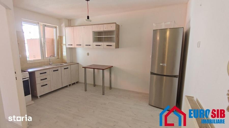 Garsoniera etaj 3 cu balcon in Sibiu cartier Hipodrom - 2