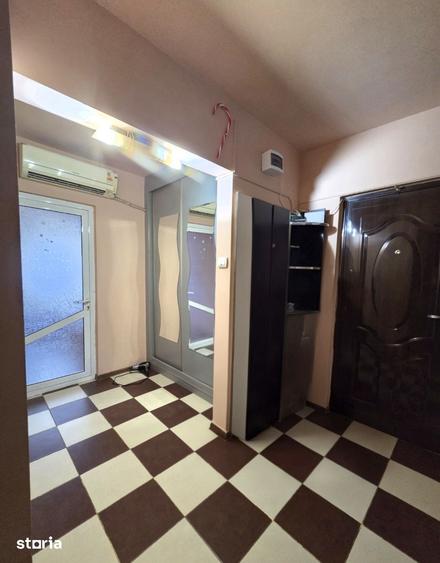 Apartament cu 3 camere decomandat în Dorobanți