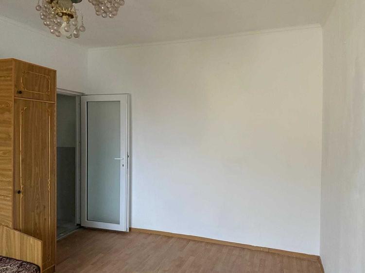 Apartament cu 2 camere semidecomandat în Iosia