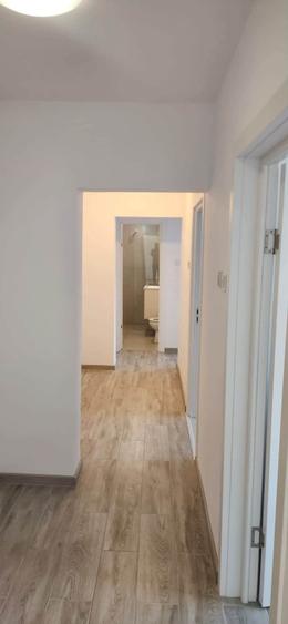 Apartament cu 3 camere decomandat în Lujerului