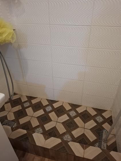 Apartament semidecomandat în Tei