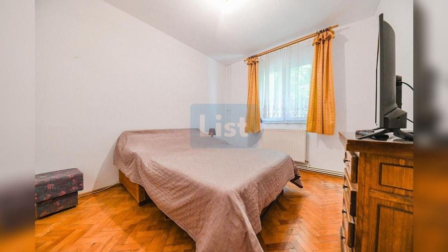 Apartament cu 3 camere semidecomandat în Gheorgheni — fotografia 3