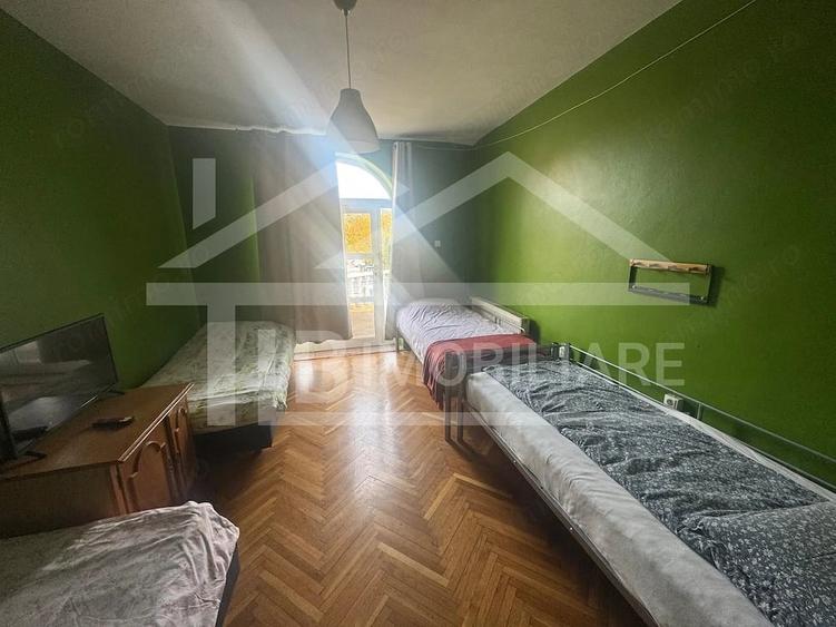 Casă cu Teren 2500 Mp în Corunca
